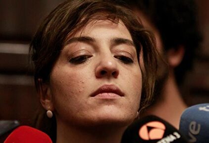 Celia Mayer dando explicaciones este sábado por el caso de los titiriteros. | EFE