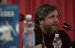 "Mi hijo Luca le firmó una camiseta a Modric"