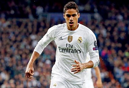 Raphael Varane, durante un partido con el Real Madrid en la Champions. | Archivo