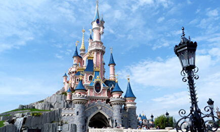 Disneyland París. | Wikipedia