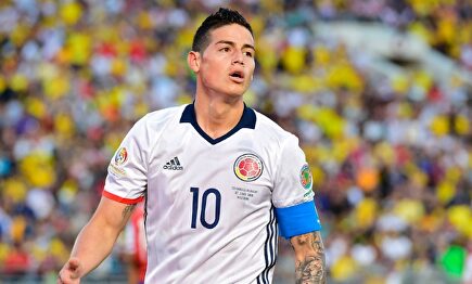 James Rodríguez, durante un partido con la selección colombiana. | EFE