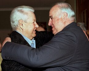 YELTSIN_KHOL.jpg