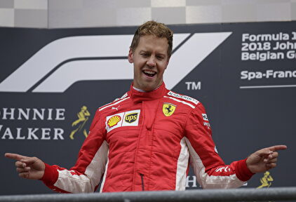 Vettel, con un pie fuera de Ferrari