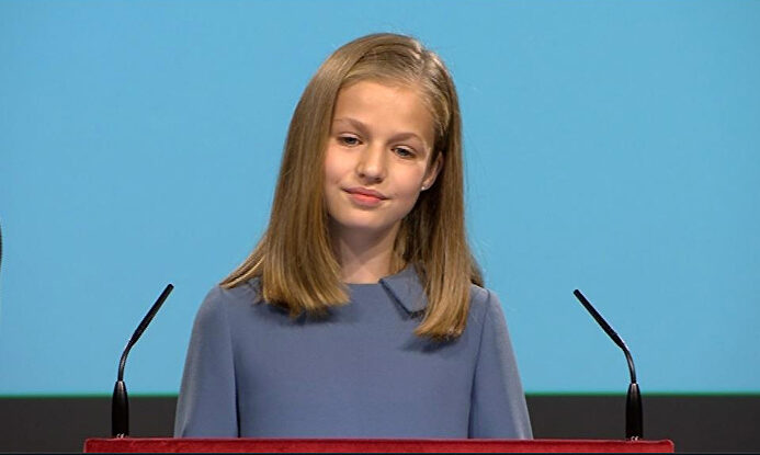 La Princesa de Asturias durante la lectura de la Constitución | TV