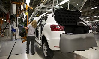 Una fábrica de coches | Europa Press