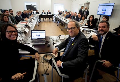 Quim Torra, Alfred Bosch y Laura Foraster, durante la reunión del DIPLOCAT | EFE