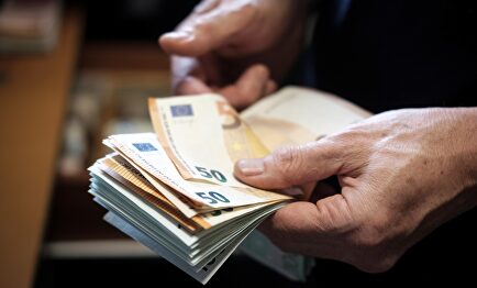 Billetes de euro | Alamy