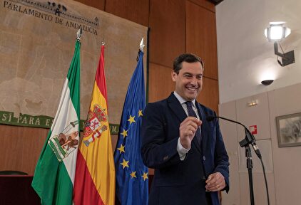 Moreno, muy sonriente, tras la reunión con Ciudadanos | EFE