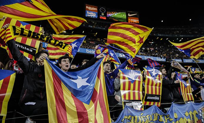 Esteladas en el Camp Nou. | Cordon Press