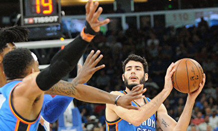 ¡Vuelve Alex Abrines! | EFE