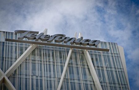 Uno de los edificios de Telefónica | Europa Press