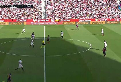 Piqué se vino arriba y desperdició una ocasión clara de gol