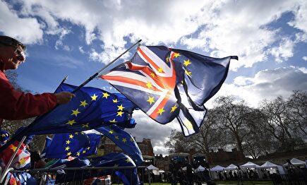 Hacienda advierte de un escenario altamente adverso tras el Brexit | EFE