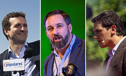 Pablo Casado, Santiago Abascal y Albert Rivera. | Archivo