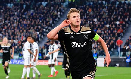Matthijs De Ligt celebra un gol con el Ajax. | Cordon Press/Archivo