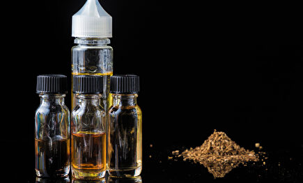 líquidos de vapeo | Alamy