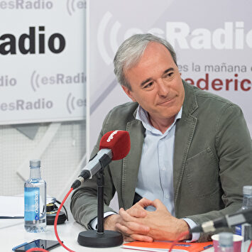 El alcalde de Zaragoza, Jorge Azcón. |  David Alonso Rincón