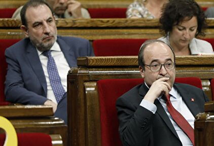 Miquel Iceta en el Parlamento catalán | EFE