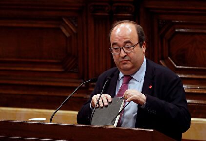 El líder del PSC, Miquel Iceta, durante una intervención en el Parlamento catalán | EFE
