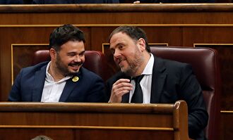 Rufián y Junqueras en el Congreso. | EFE