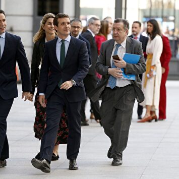 Egea: "Si a alguien le da alergia jurar la Constitución no es digno de ser diputado de España"