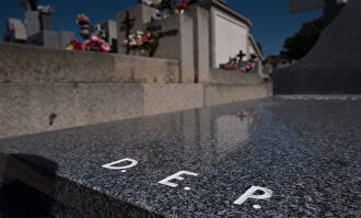 El noroeste de España se muere: el número de defunciones duplica al de nacimientos