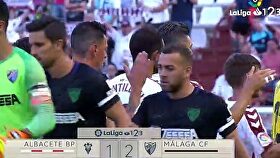 El Málaga arrebata la tercera plaza al Albacete jugando con uno menos (1-2)
