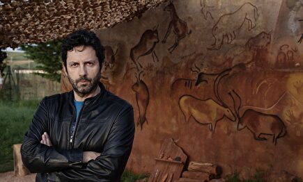 El autor Manuel Ríos San Martín, en Atapuerca | Carlos Ruiz / Planeta