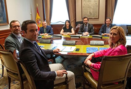 Los equipos de PP y Vox en el Congreso | EFE