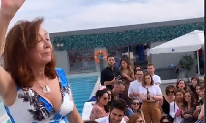 Ana Rosa, la reina de la fiesta | Telecinco