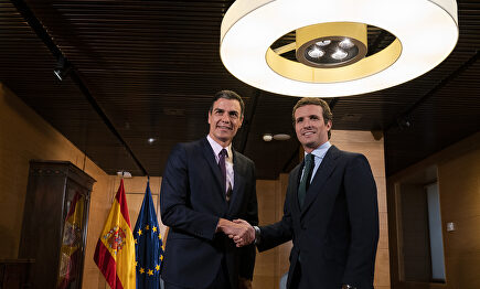 Sánchez con Casado. | David Mudarra