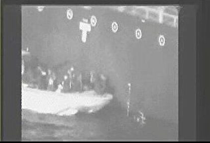 Fuerzas iraníes recuperan una mina sin explotar de un petrolero