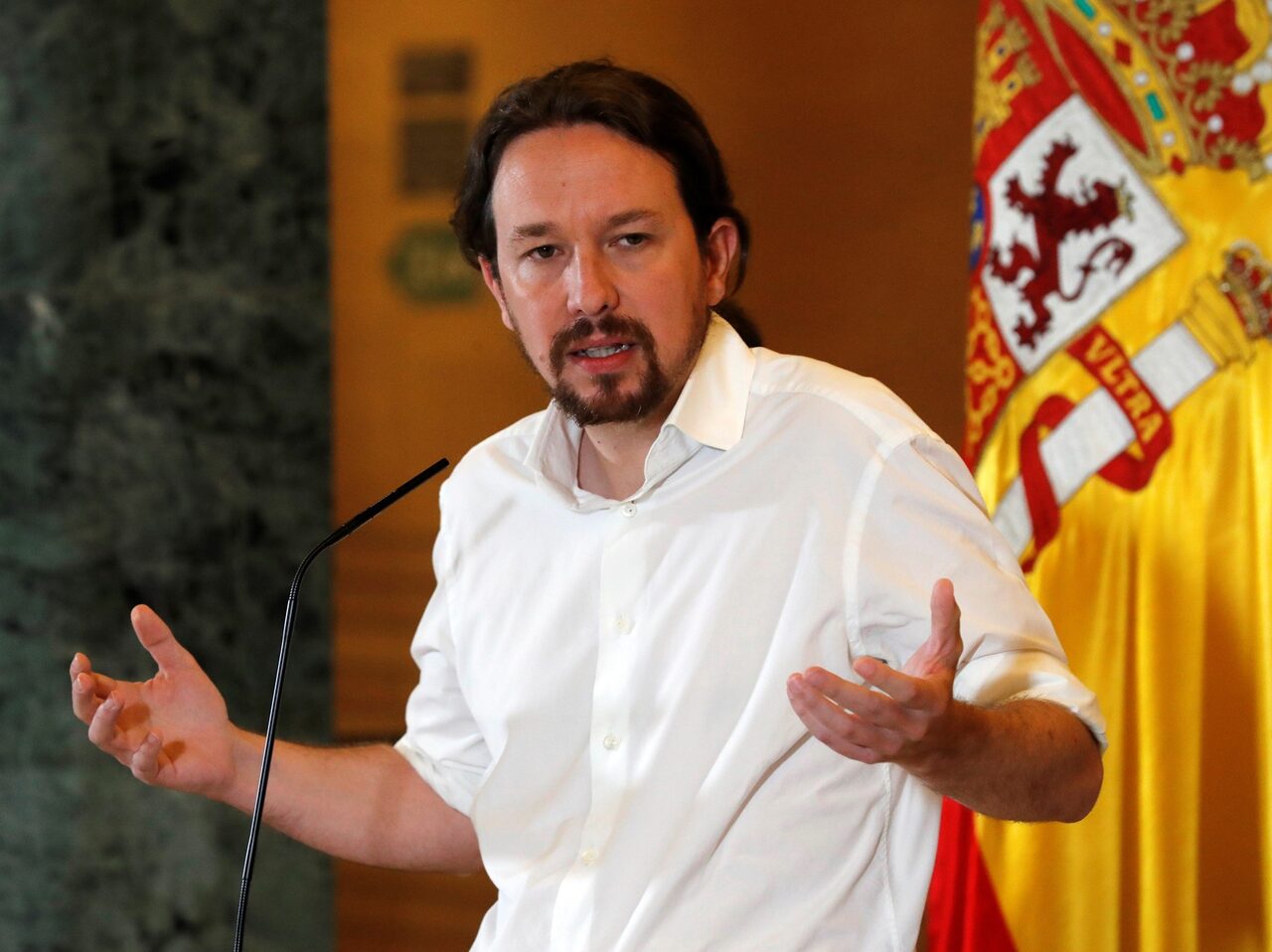 Pablo Iglesias, durante su comparecencia ante los medios, tras la reunión que mantuvo el martes en el Congreso con Pedro Sánchez. | EFE