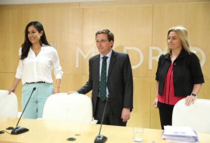 Begoña Villacís, José Luis Martínez-Almeida e Inmaculada Sanz. | Ayuntamiento de Madrid