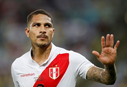 'Paolo' Guerrero fue decisivo en la victoria de Perú ante Bolivia | EFE
