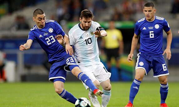 Messi estuvo desaparecido buena parte del partido | EFE