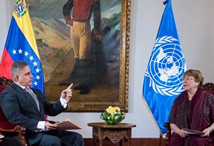 El fiscal general del chavismo, Tarek Saab,y Michelle Bachelet. | EFE