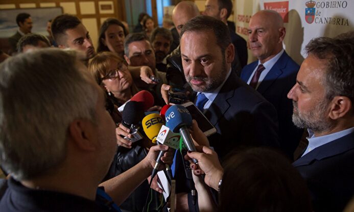 José Luis Ábalos, ministro de Fomento | EFE