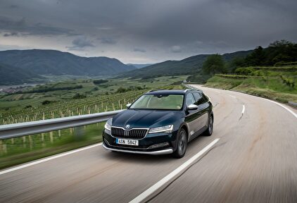 Skoda Superb Scout: aventura para toda la familia