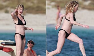 Melanie Griffith presume de cuerpo de infarto en las playas de Ibiza