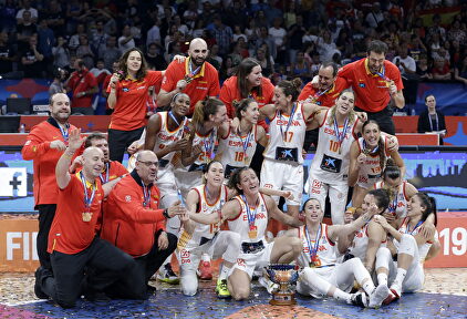 Las jugadoras españolas celebrando | Twitter