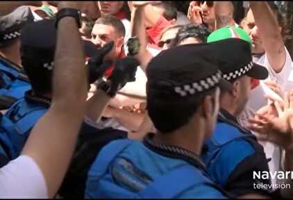 Gritos e insultos contra UPN durante la procesión de San Fermín