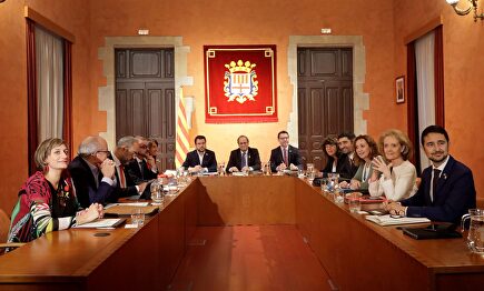 El presidente de la Generalidad, Quim Torra, durante la reunión del Gobierno catalán celebrada en Manresa este miércoles. | EFE