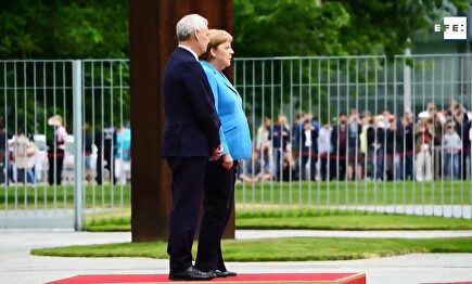 Tercer episodio de temblores de Merkel en casi un mes