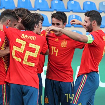 La selección celebra el tanto de Miranda. | Twitter Selección Española