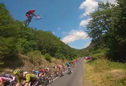 ET reaparece en el Tour de Francia