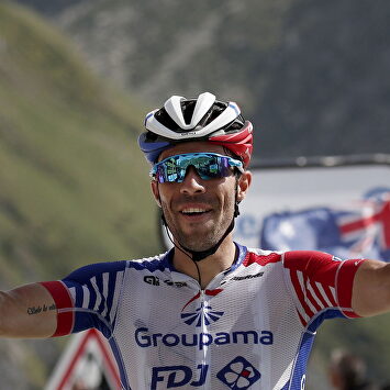 Pinot reina en el Tourmalet, mientras Alaphilippe se afianza como líder de la general
