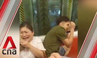 Brutal ataque a decenas de manifestantes que pedían democracia en Hong Kong