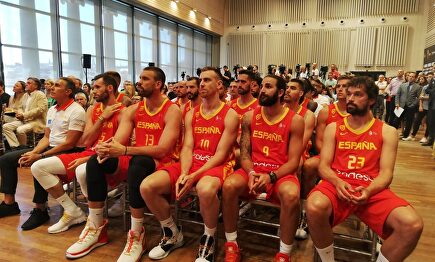 Un momento del acto de presentación | Endesa Basket Lover