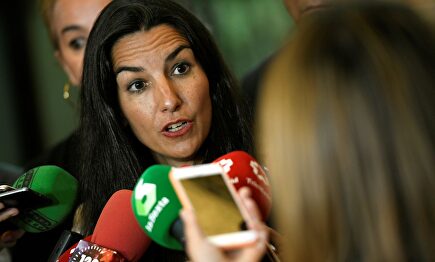 Rocío Monasterio compareciendo ante los medios de comunicación | EFE